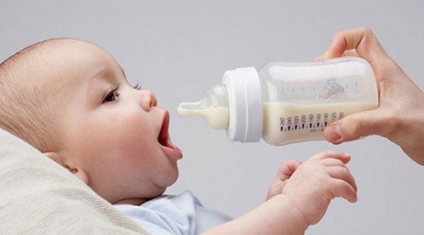 4 phương pháp vệ sinh bình sữa “chuẩn” nhất các mẹ nên tham khảo!