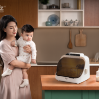 máy úp bình sữa, tiệt trùng uvc, sấy khô và bảo quản tidy 5