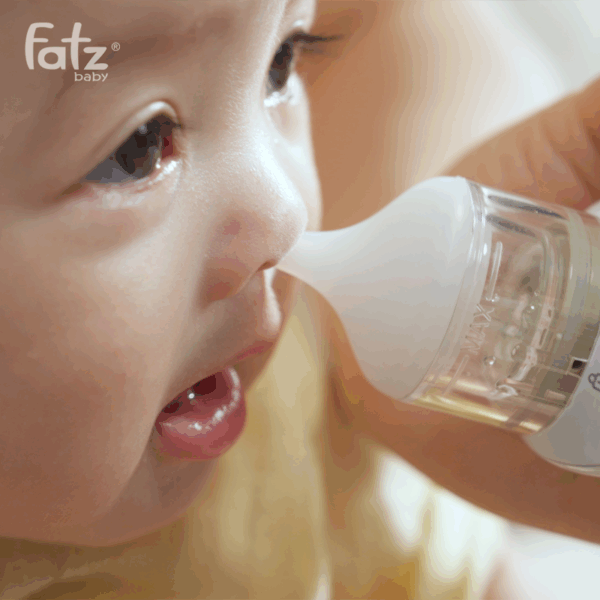 máy xông khí dung cầm tay dạng khí nén spray 2